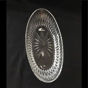 Oval buffet serving bowl